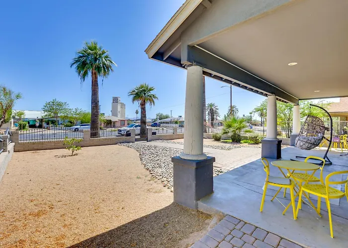 Apartment 2 Mi To Chase Field & Phx Arena! *